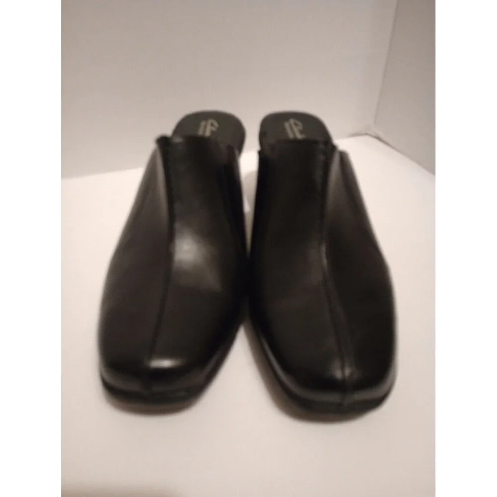Clarks Elegance Black Clogs Women's Size 9M